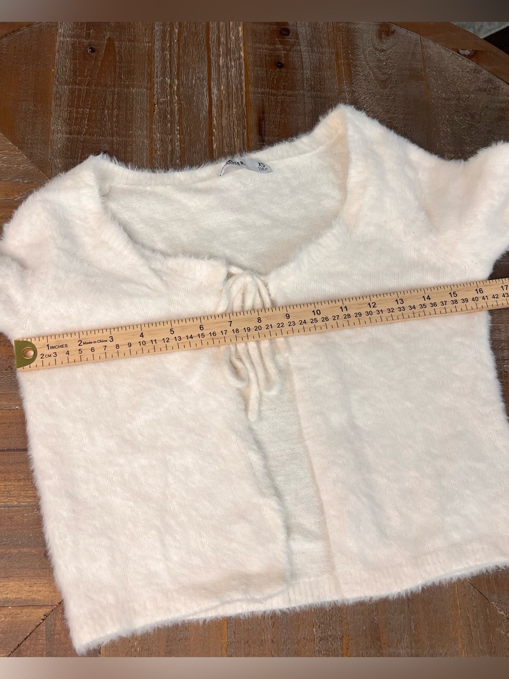 Hollister Fuzzy Women's white Cardigan size Xsmall - Picture 6 of 7